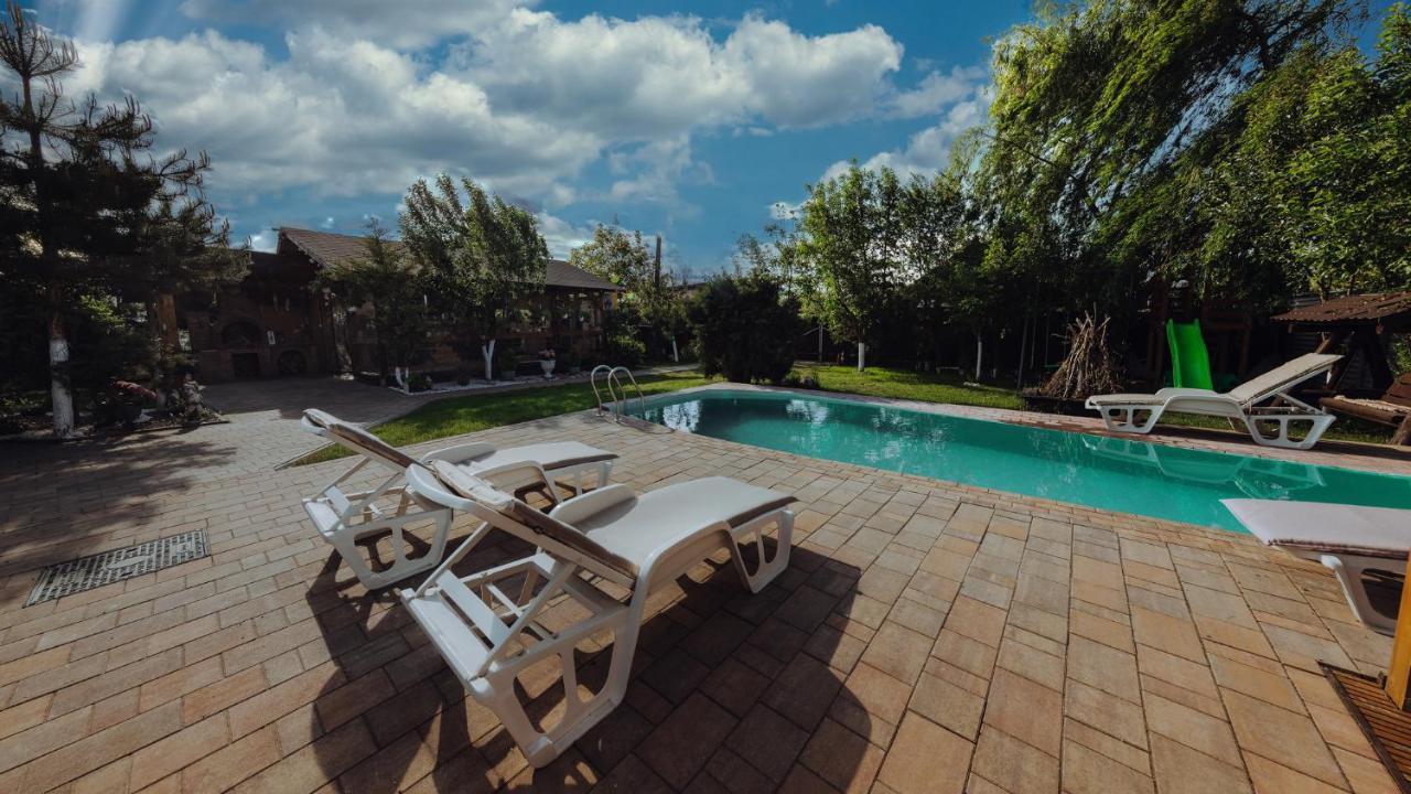 Casuta De Sub Deal - Ciubar Si Piscina Villa Magura  Luaran gambar